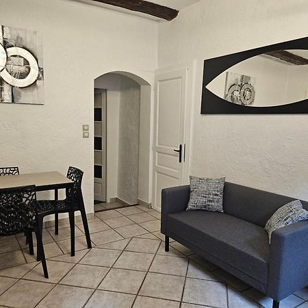 Appartement Dans Ancien Moulin A Huile Renove Grasse Buitenkant foto