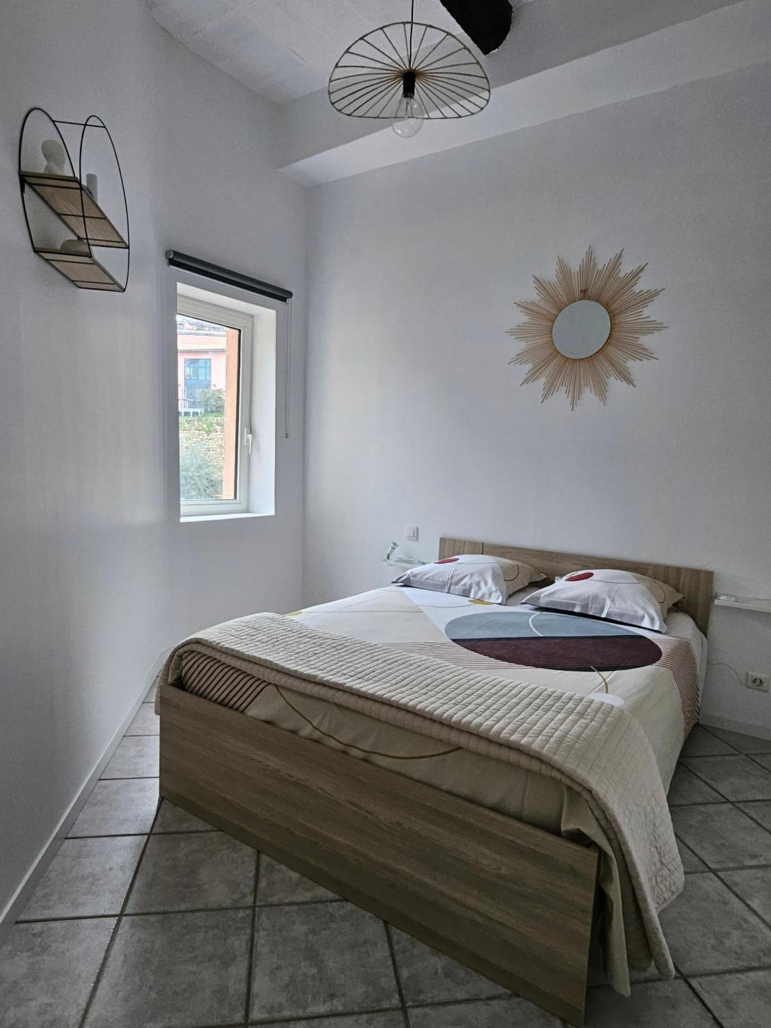 Appartement Dans Ancien Moulin A Huile Renove Grasse Buitenkant foto